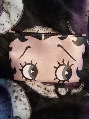 Betty Boop Ipsy Makeup Bag With Sequin On Back